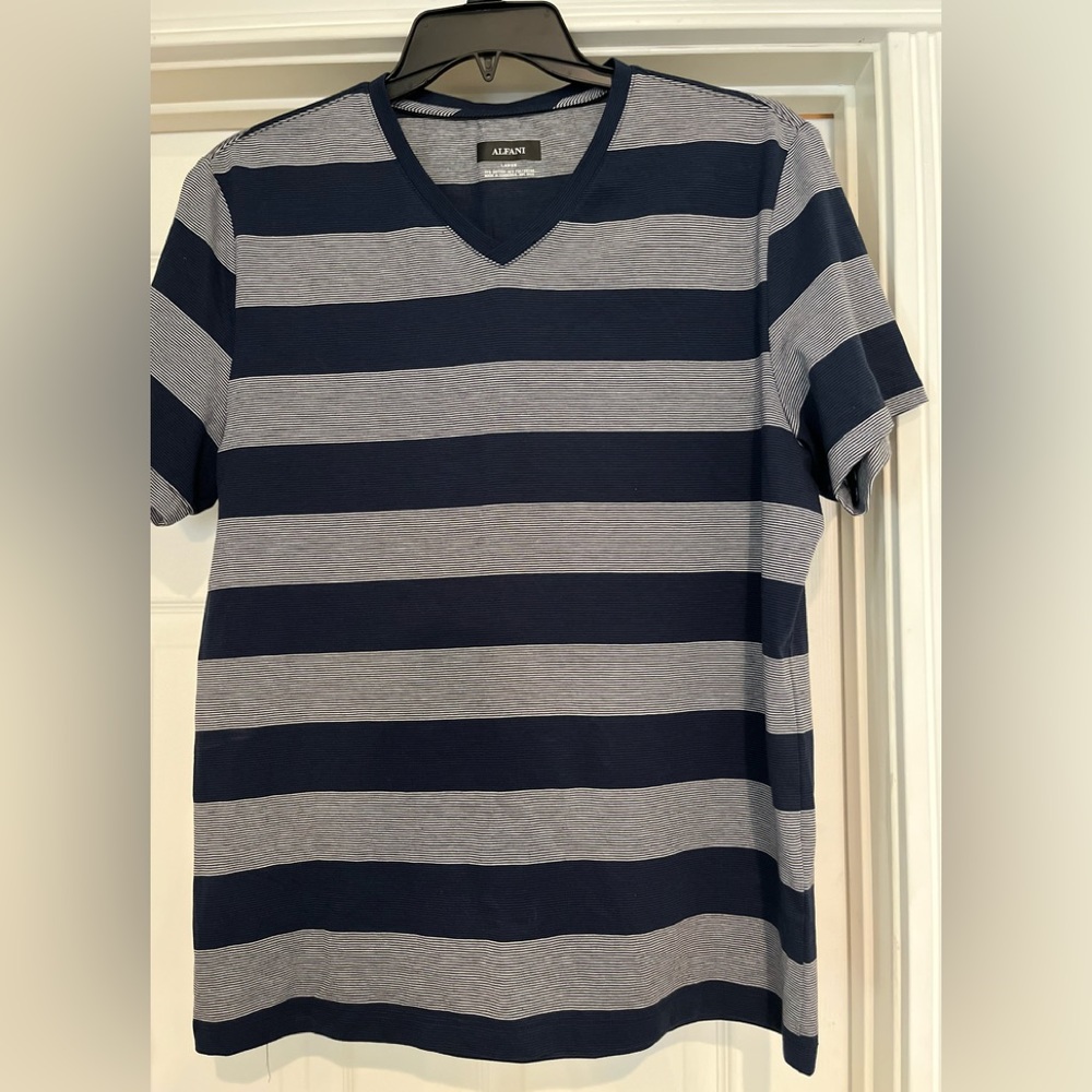 Alfani Mens V Neck Shirt.